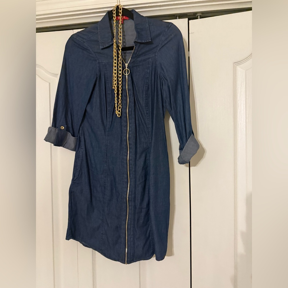 EUC Guess small Jean dress with Gold accent belt